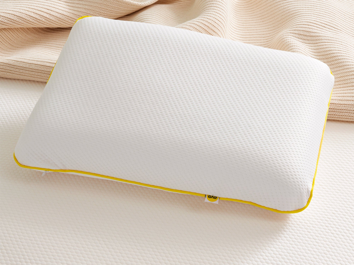 the memory foam pillow